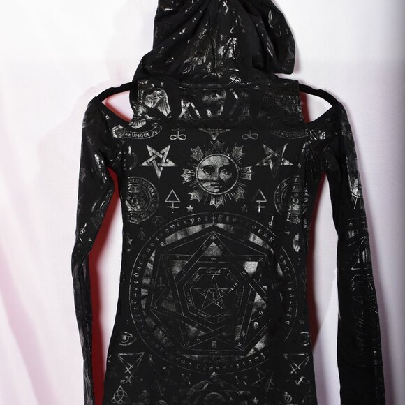 Killstar Occult Hooded Bodycon Cold Shoulder Dress - Picture 3 of 9